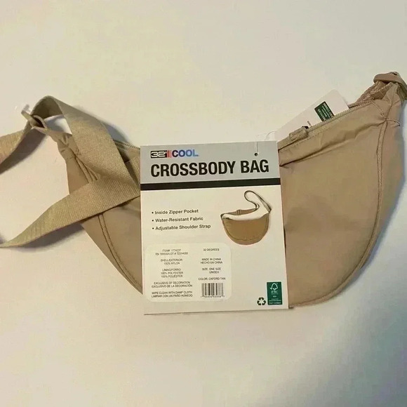 32 Degrees Cool Crossbody NWT - Picture 4 of 4